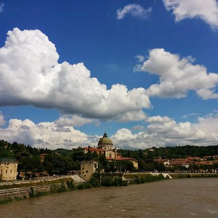 Across The River And Into The Trees Verona Eksteriør billede
